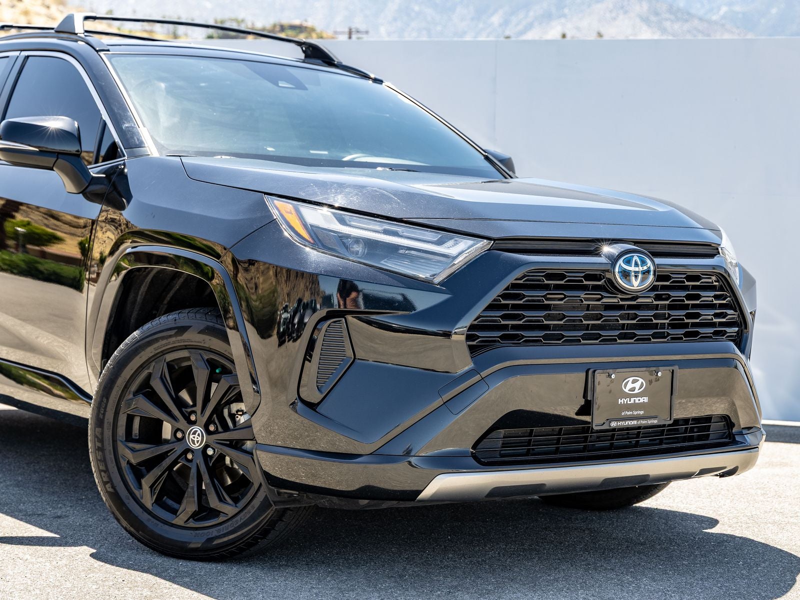 2022 Toyota RAV4 Hybrid SE