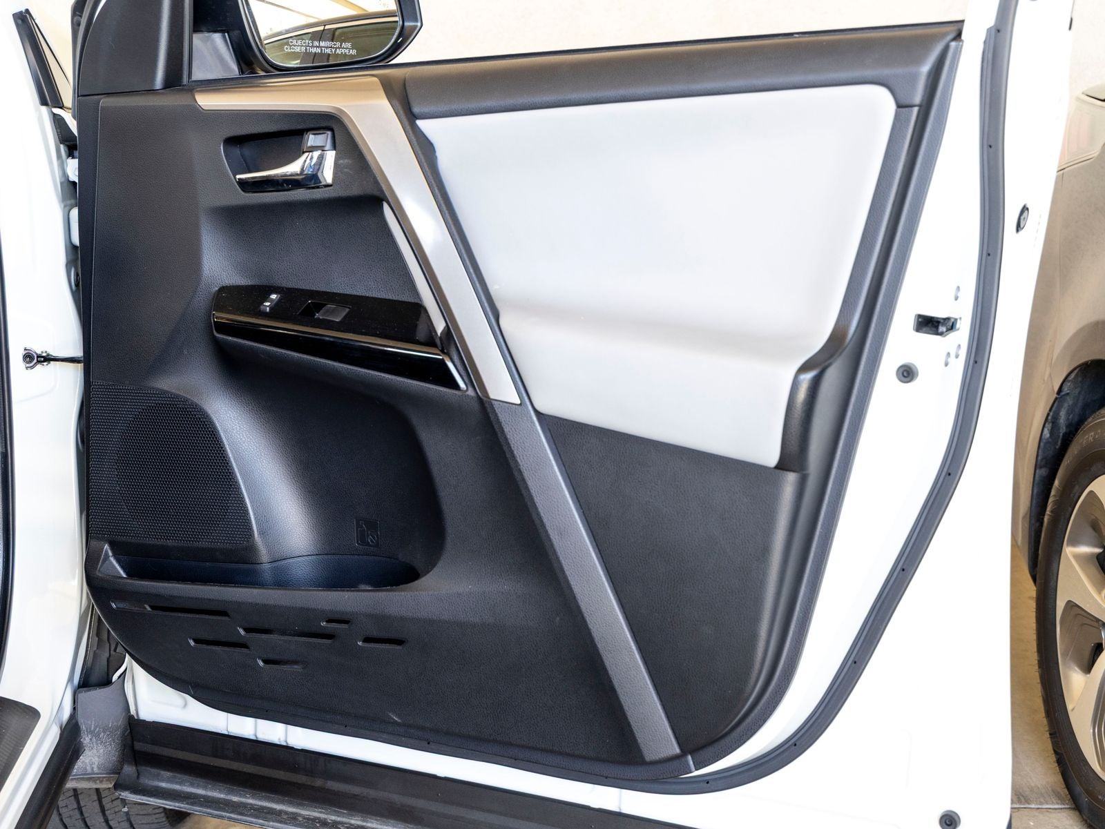 2018 Toyota RAV4 Hybrid Limited