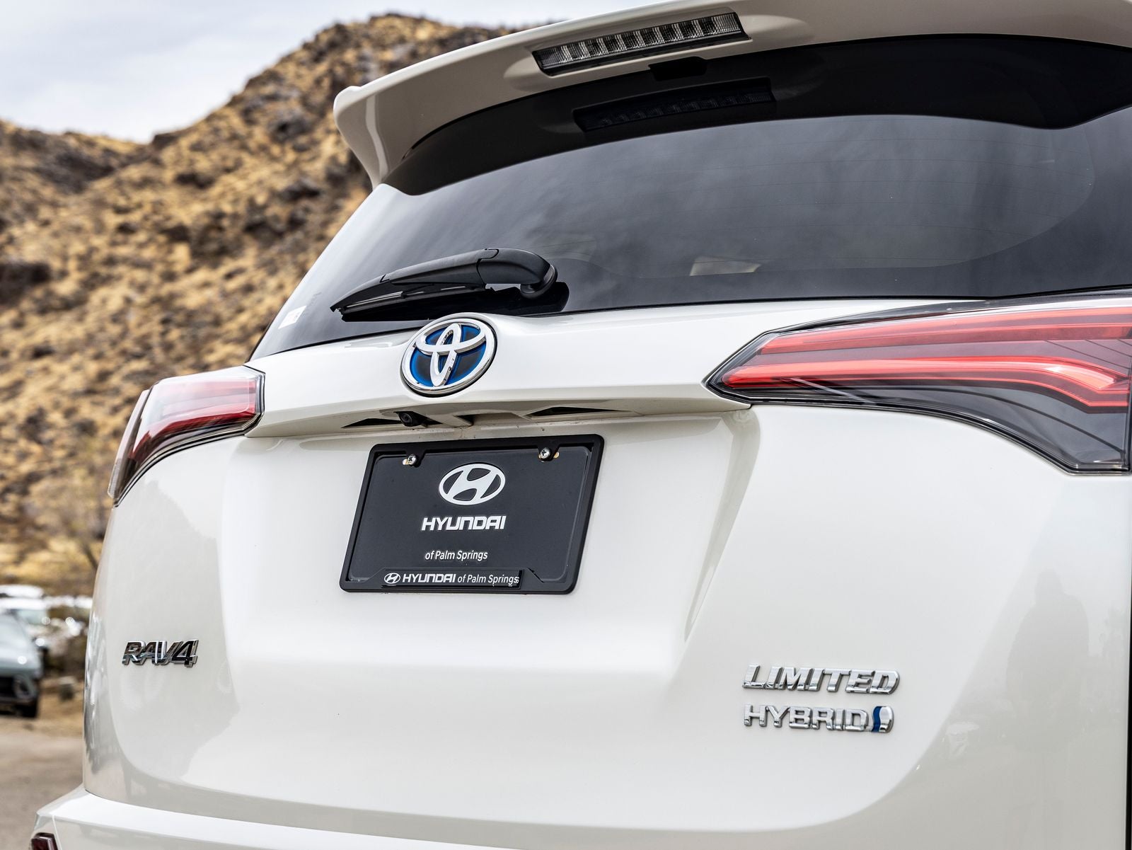 2017 Toyota RAV4 Hybrid Limited