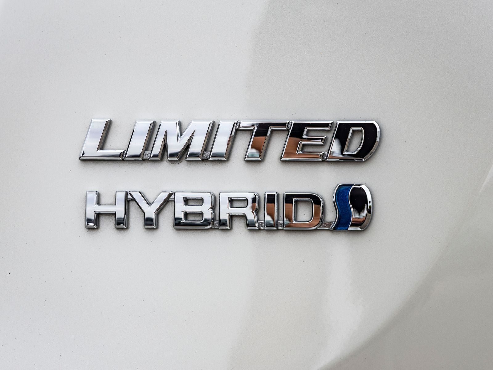 2017 Toyota RAV4 Hybrid Limited