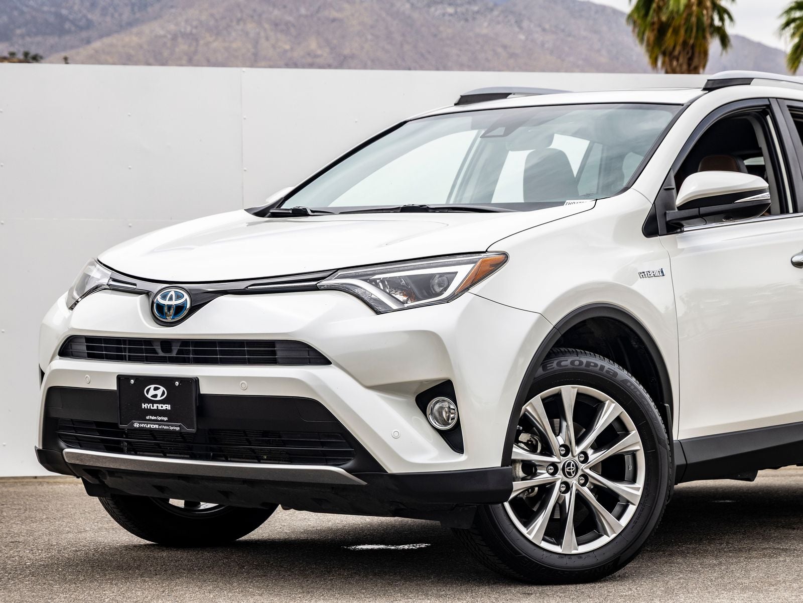 2017 Toyota RAV4 Hybrid Limited
