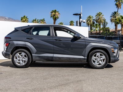 2024 Hyundai KONA SE