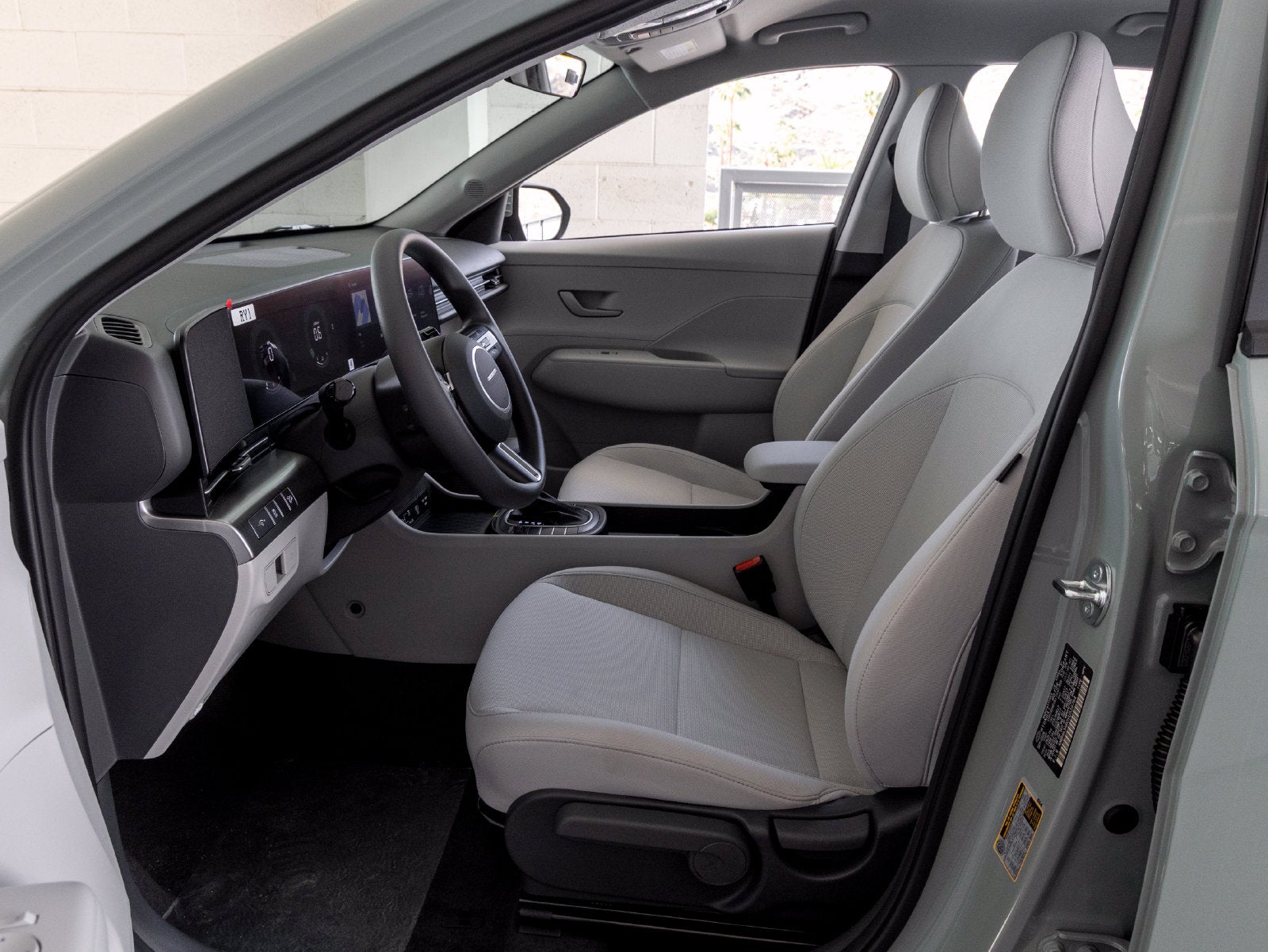 2027 Hyundai KONA SE