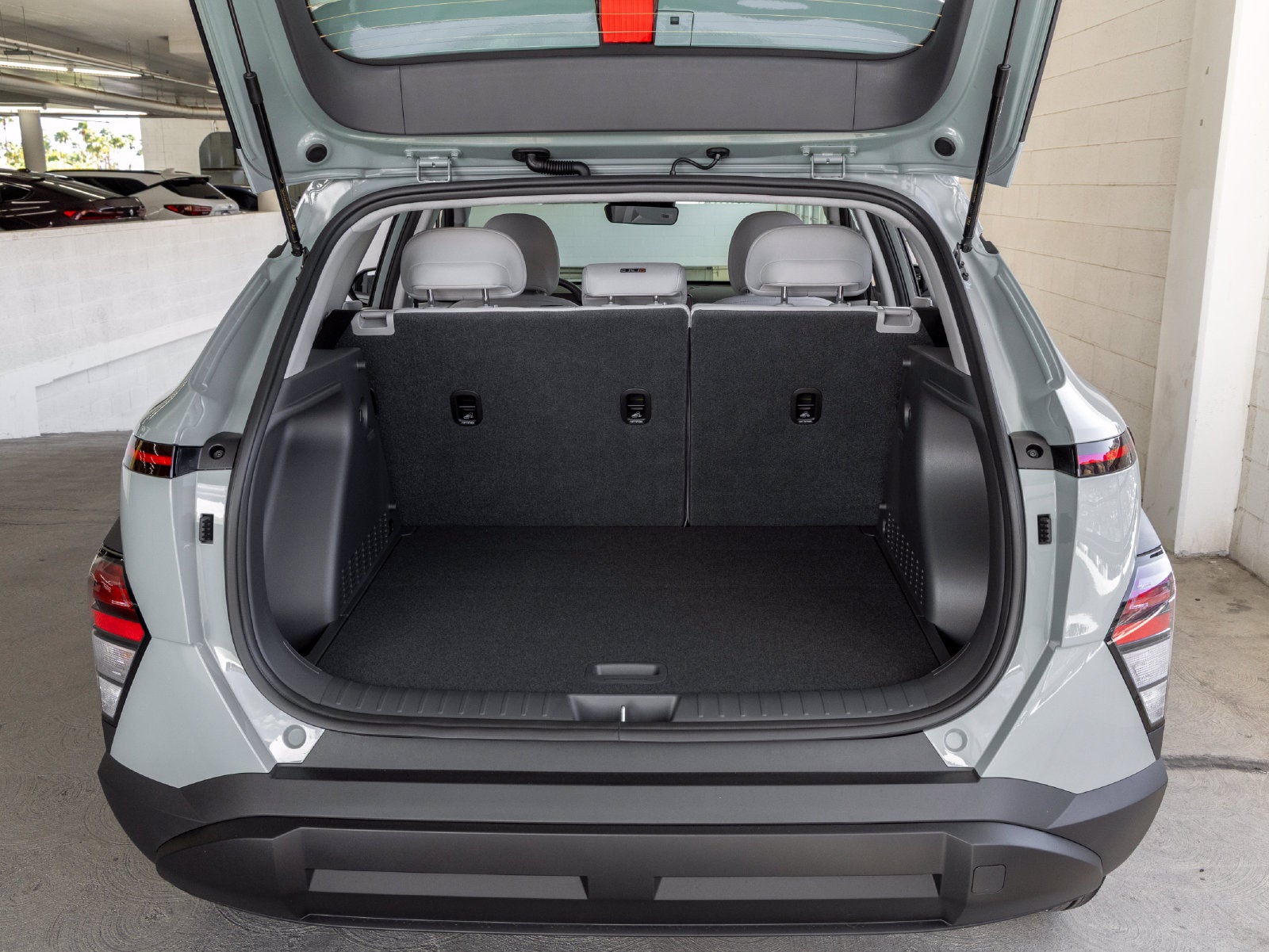 2027 Hyundai KONA SE