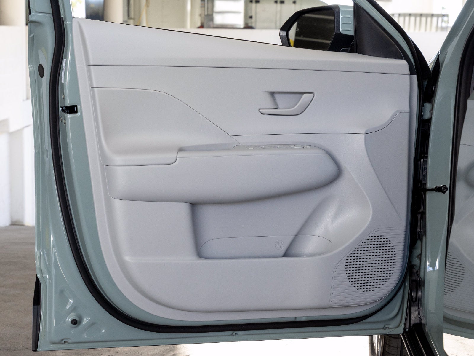 2027 Hyundai KONA SE