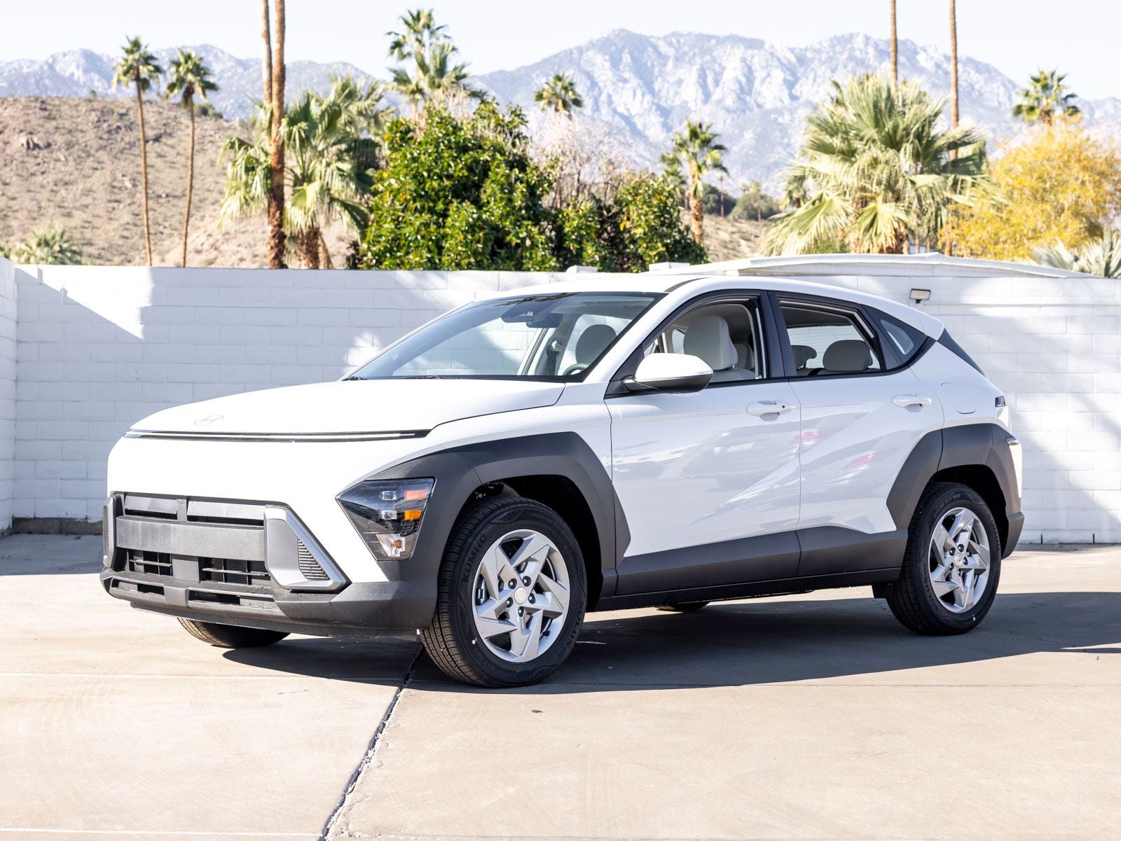 2026 Hyundai KONA SE