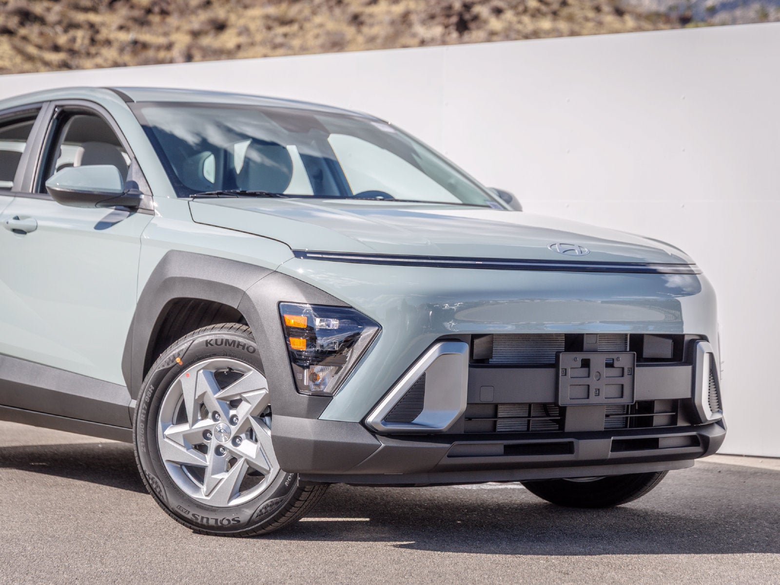 2027 Hyundai KONA SE