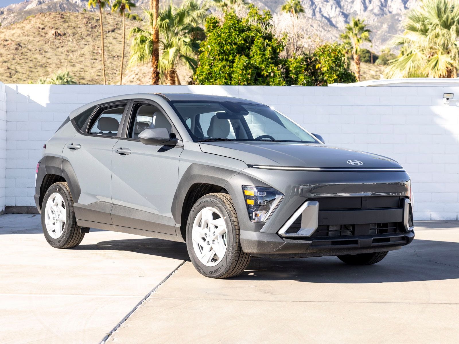 2026 Hyundai KONA SE