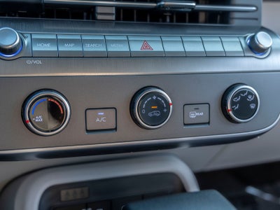 2027 Hyundai KONA SE