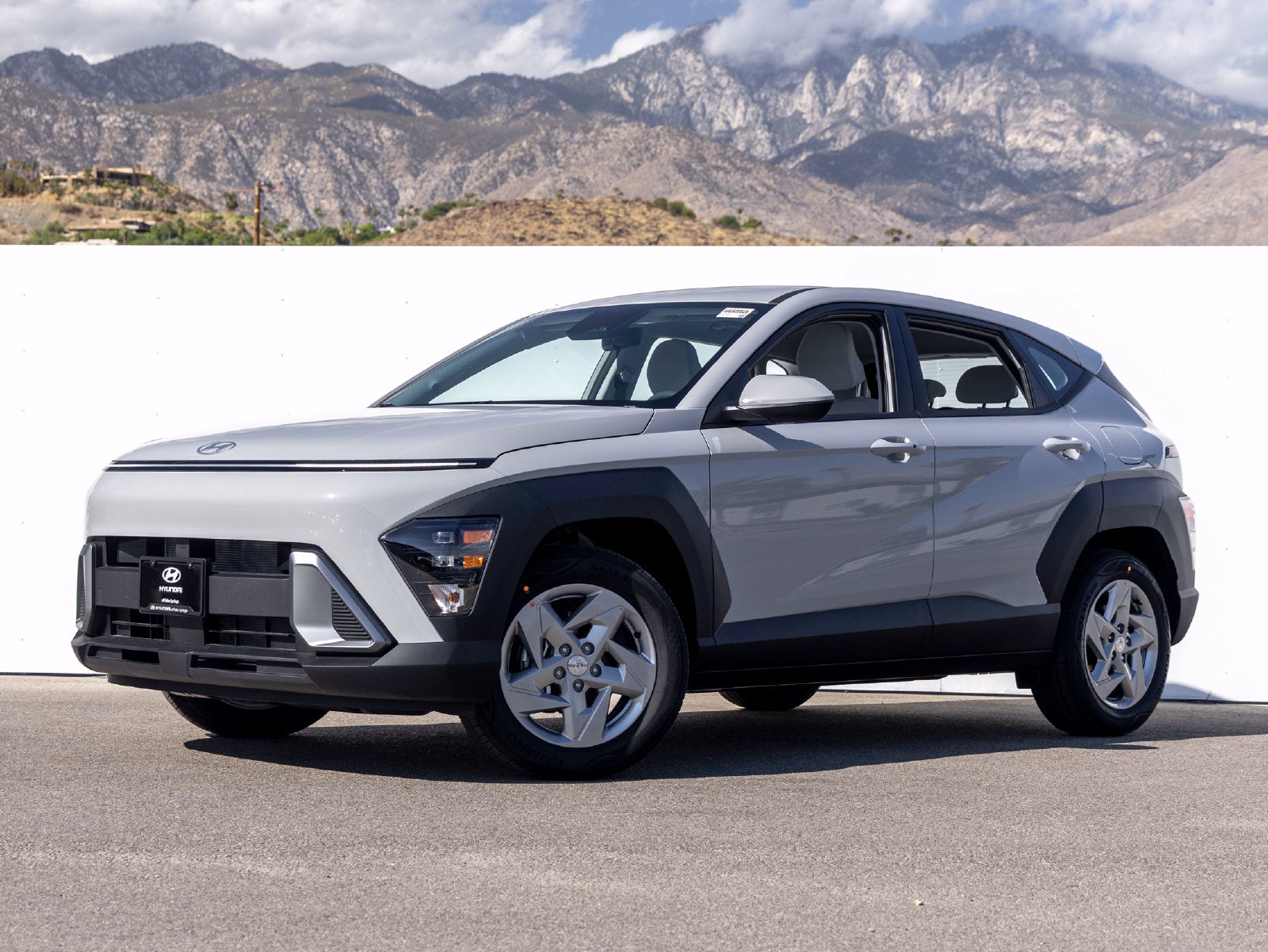 2027 Hyundai KONA SE
