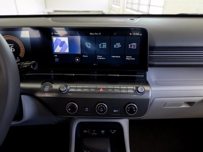 2027 Hyundai KONA SE