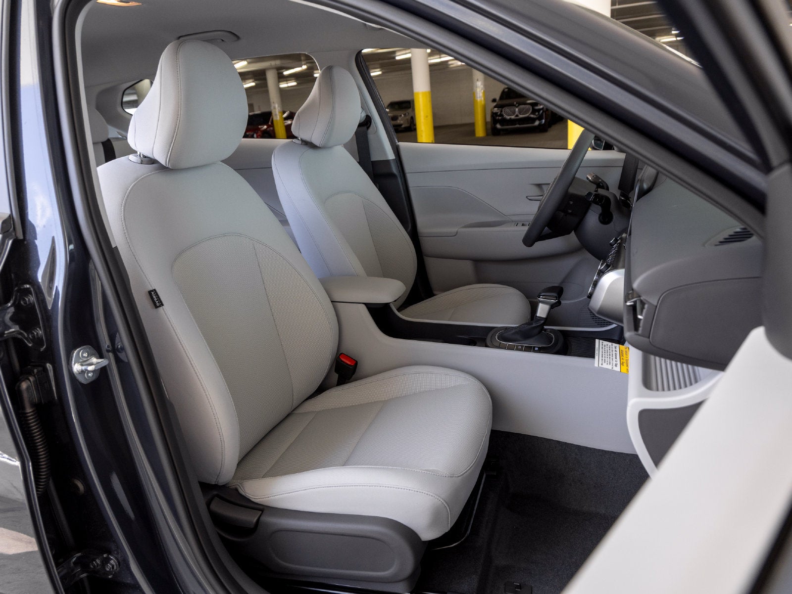 2027 Hyundai KONA SE