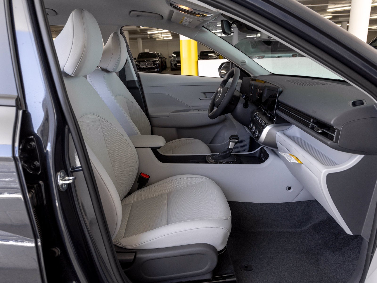 2027 Hyundai KONA SE