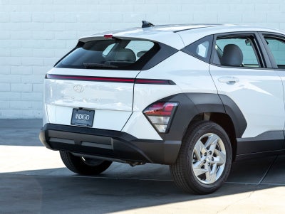 2025 Hyundai KONA SE
