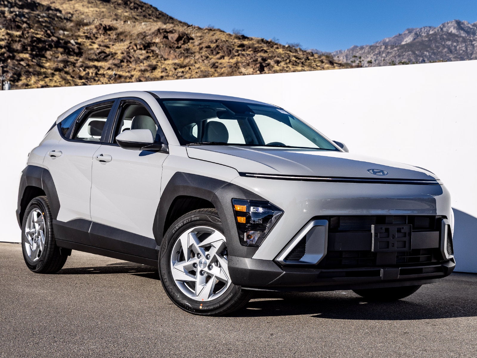2027 Hyundai KONA SE