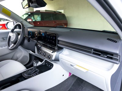 2026 Hyundai KONA SE