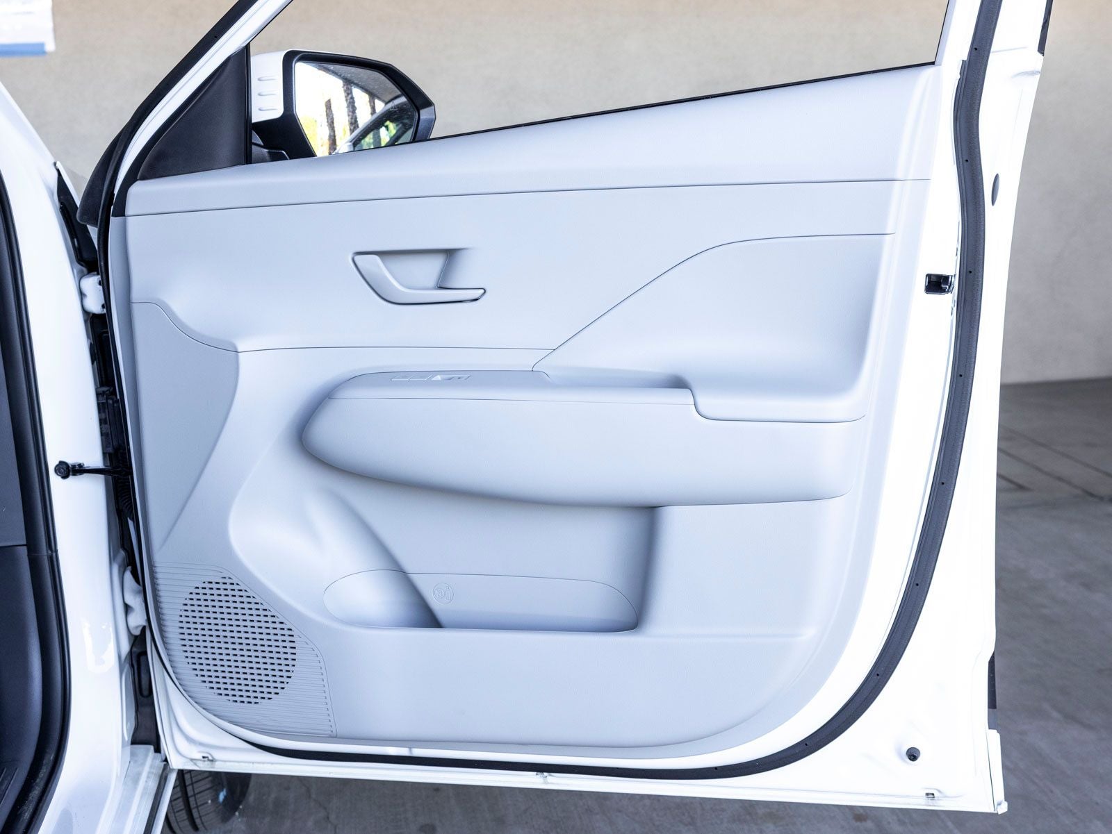 2025 Hyundai KONA ELECTRIC SEL