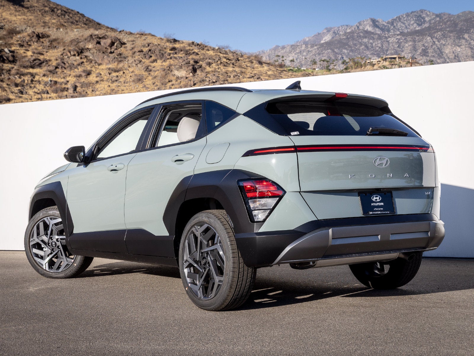 2027 Hyundai KONA SEL Premium