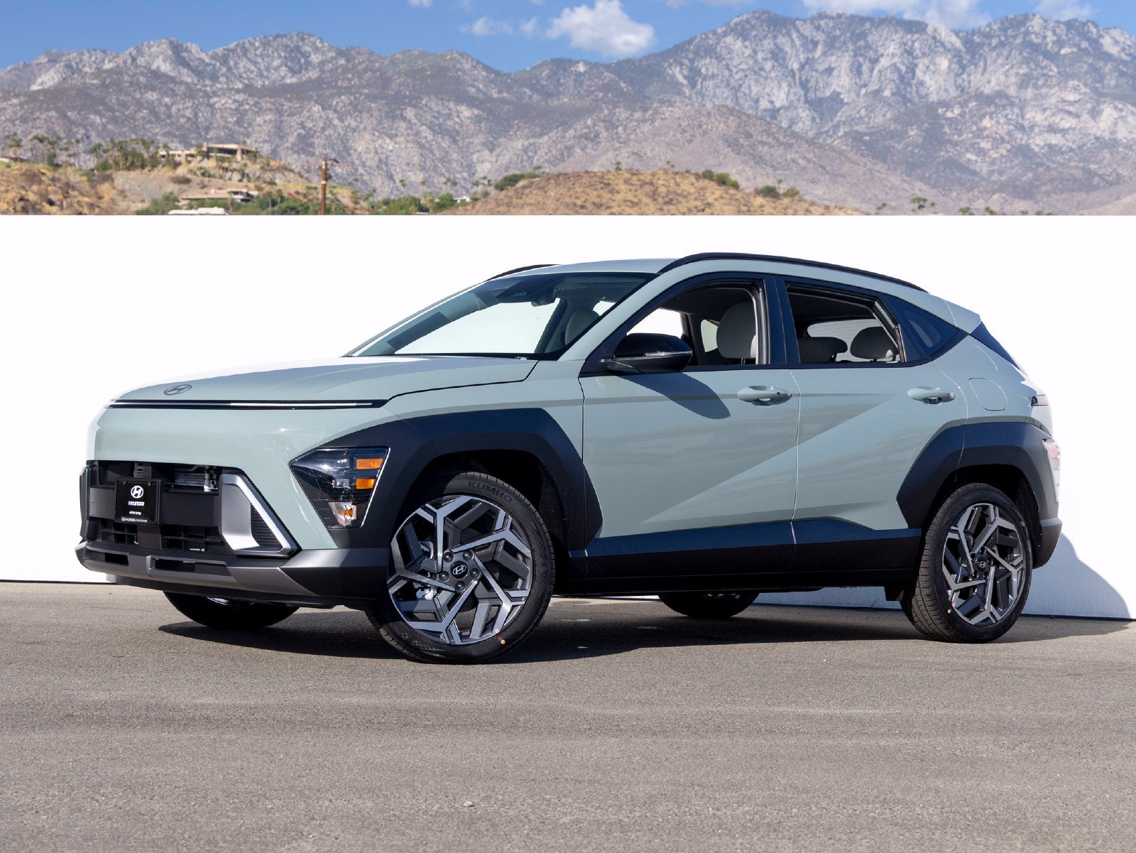 2027 Hyundai KONA SEL Premium