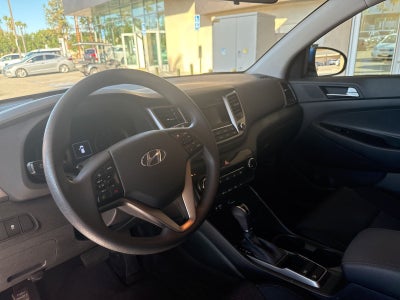 2016 Hyundai TUCSON SE