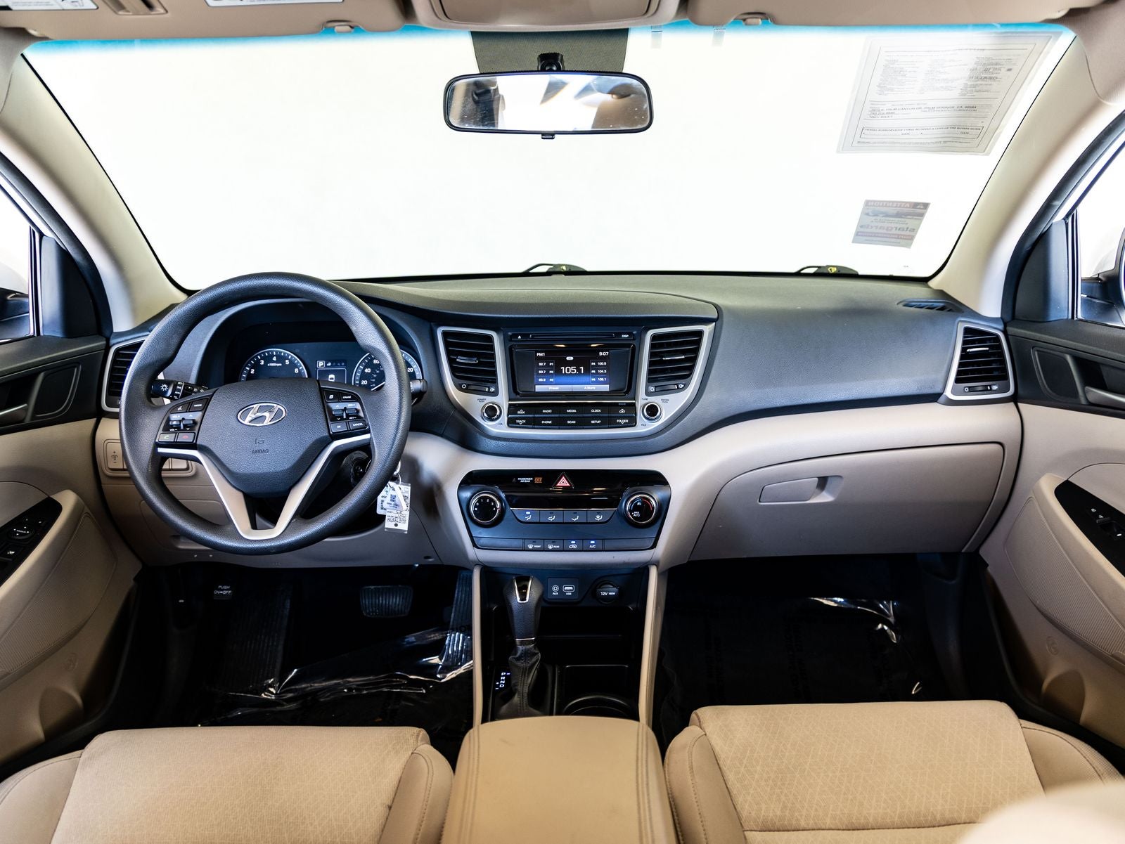 2017 Hyundai TUCSON SE