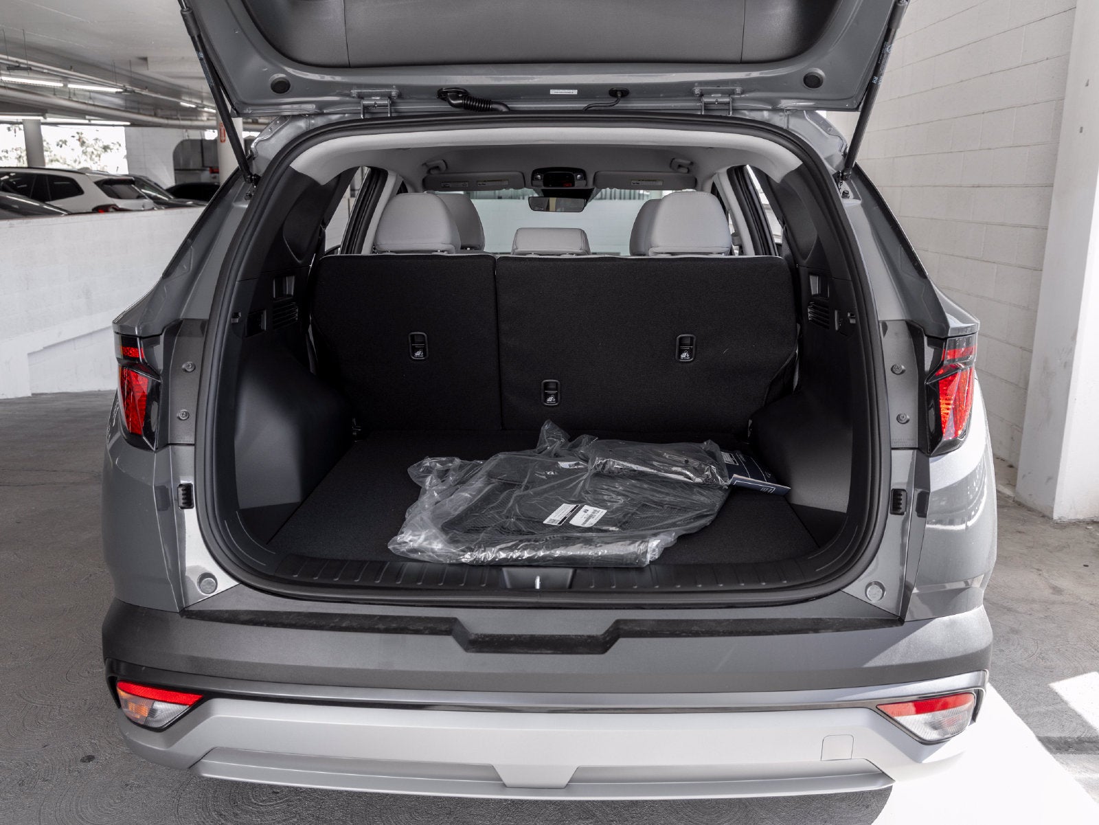2026 Hyundai TUCSON HYBRID SE