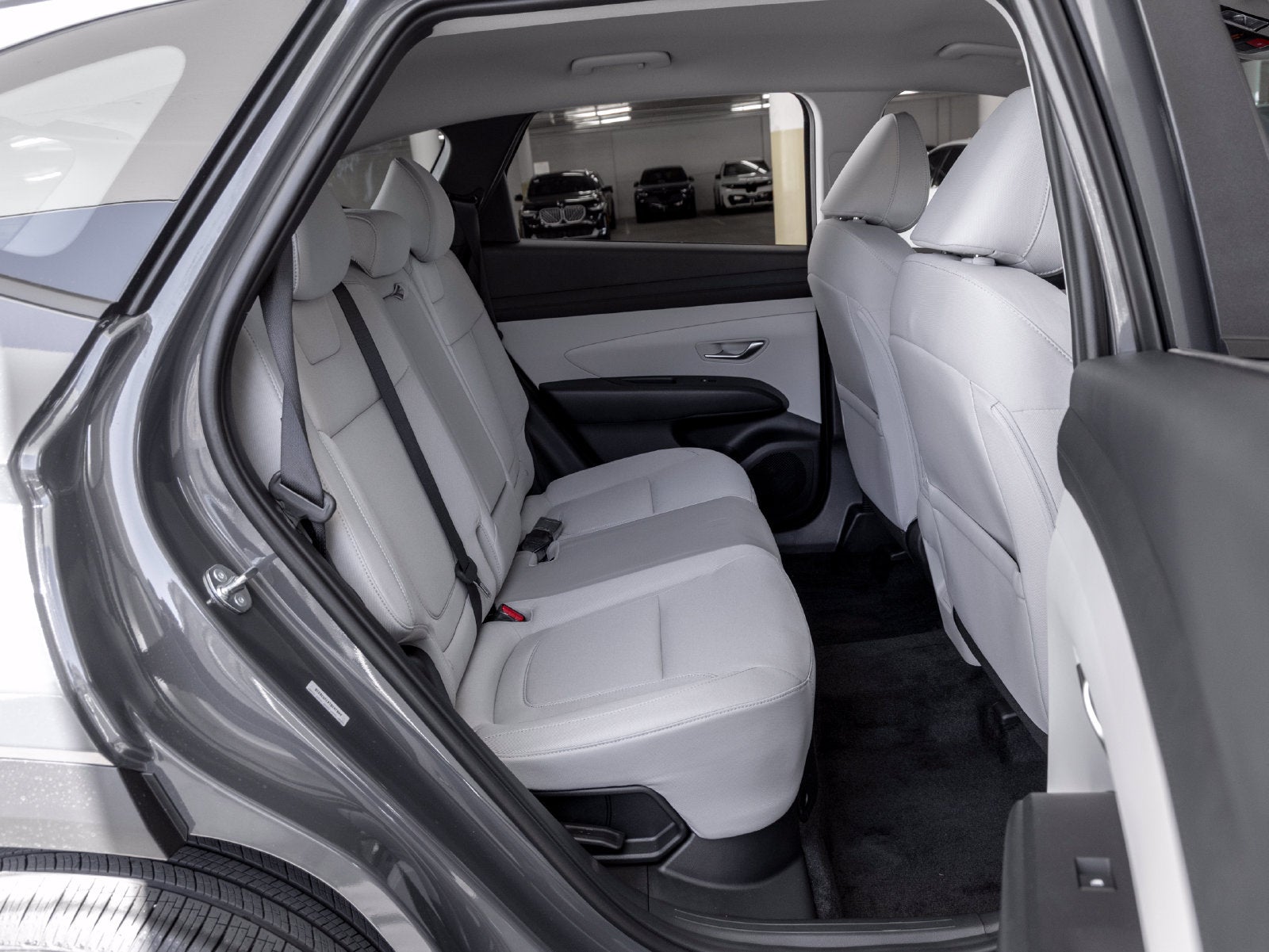 2026 Hyundai TUCSON HYBRID SE