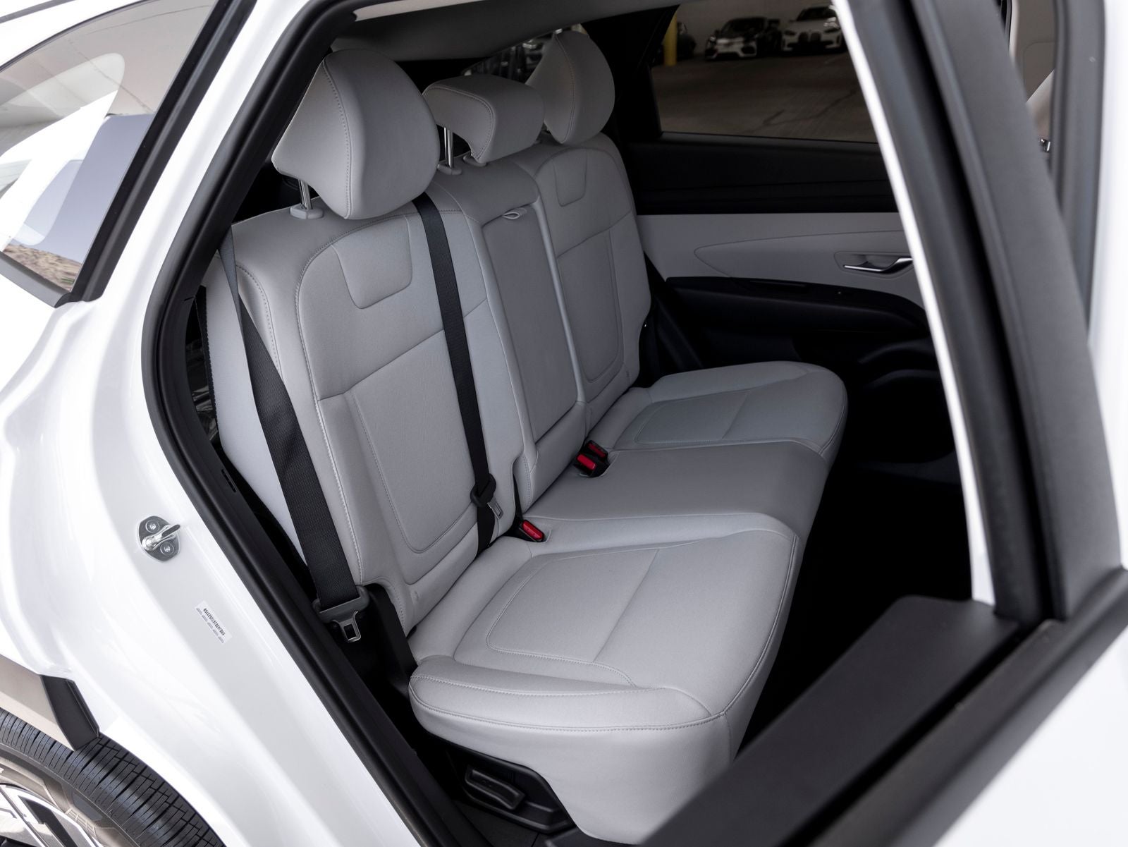 2026 Hyundai TUCSON HYBRID SE