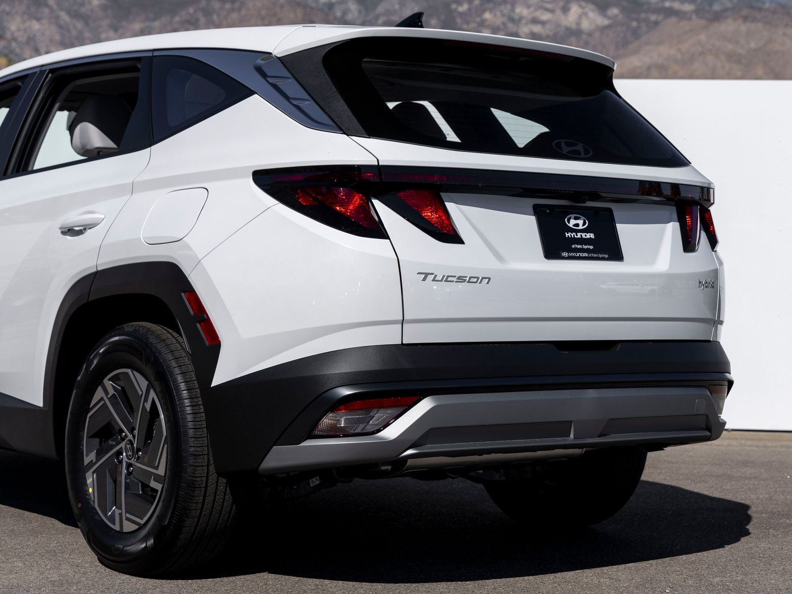 2026 Hyundai TUCSON HYBRID SE