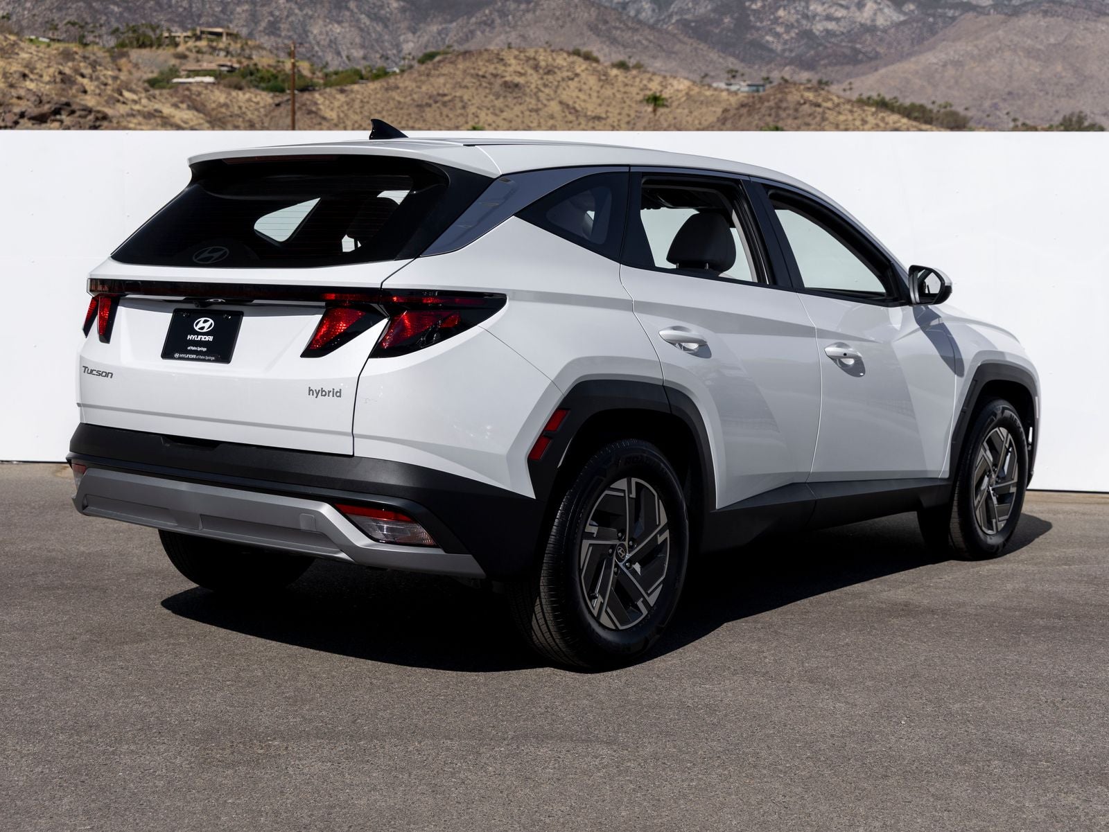 2026 Hyundai TUCSON HYBRID SE