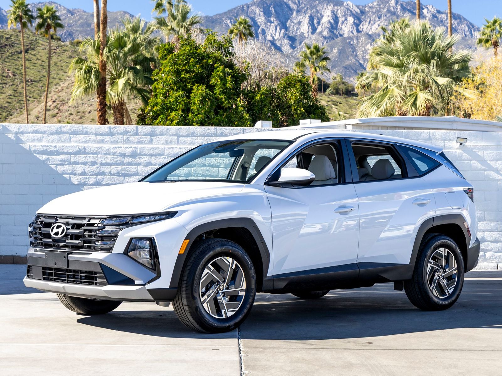 2026 Hyundai TUCSON HYBRID Blue