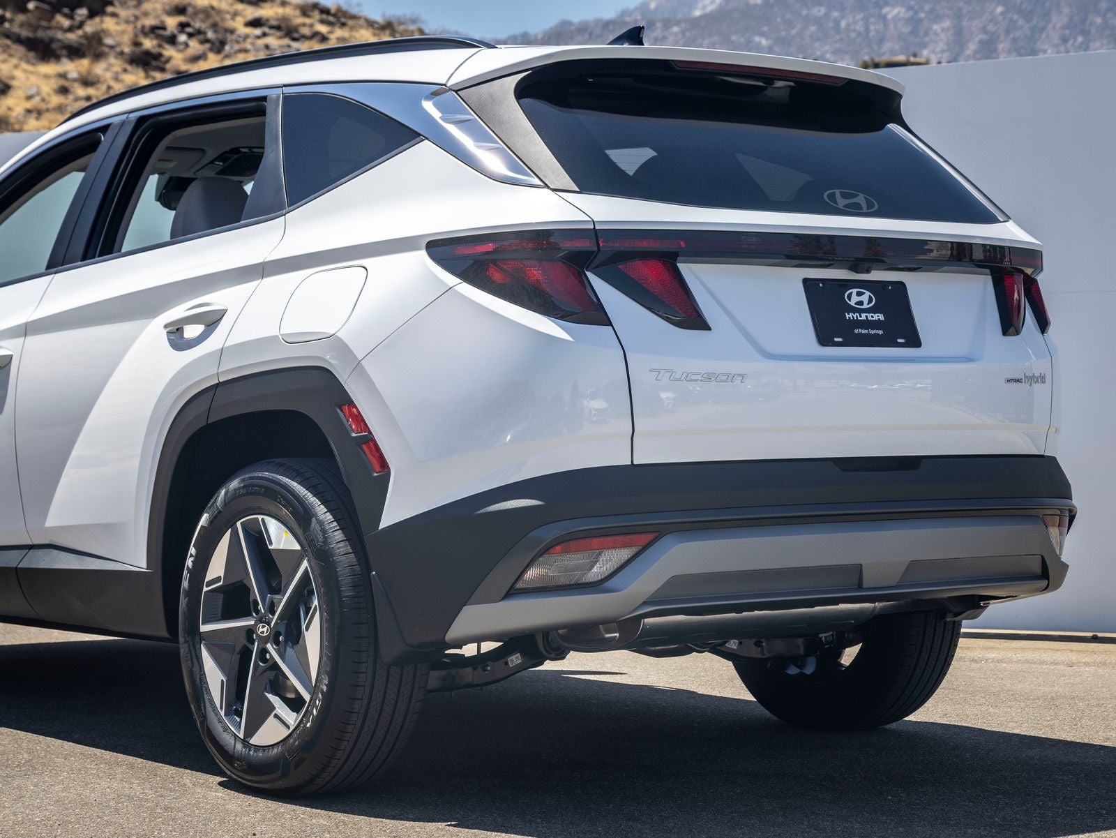 2026 Hyundai TUCSON HYBRID SEL