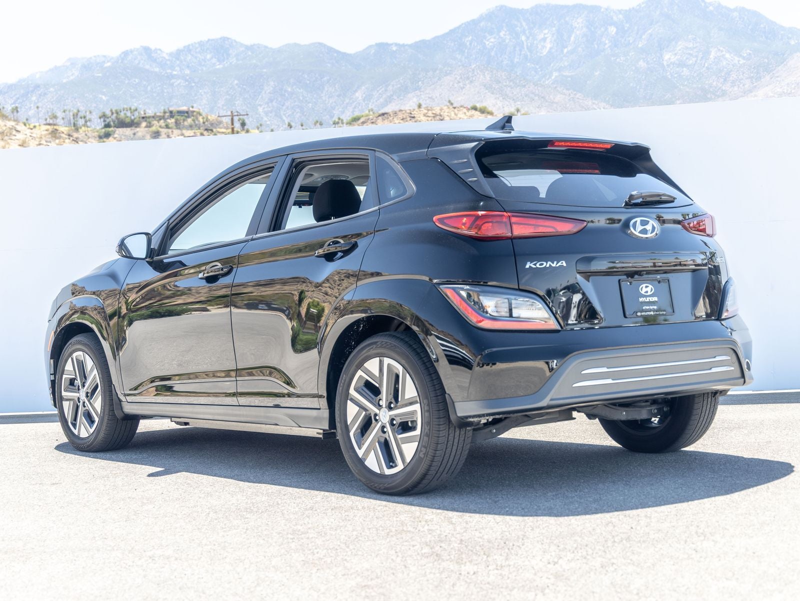 2023 Hyundai KONA ELECTRIC SEL