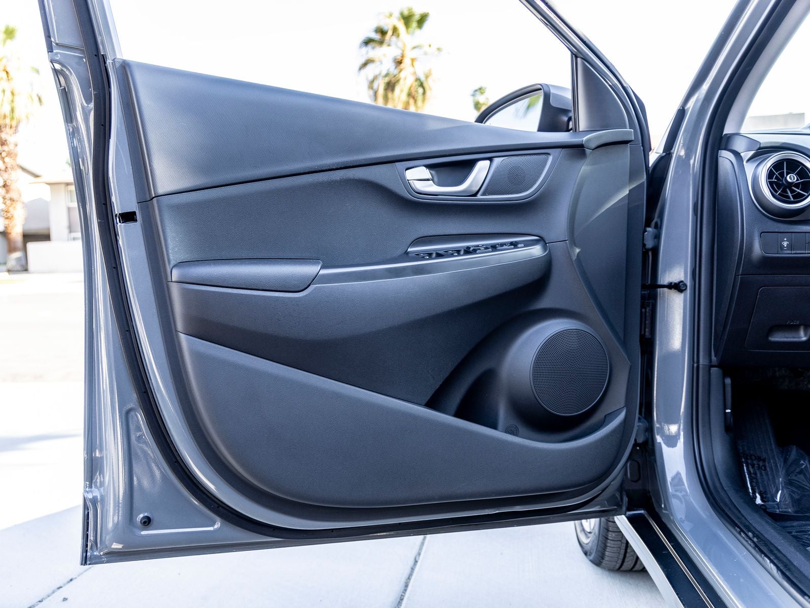 2023 Hyundai KONA ELECTRIC SEL