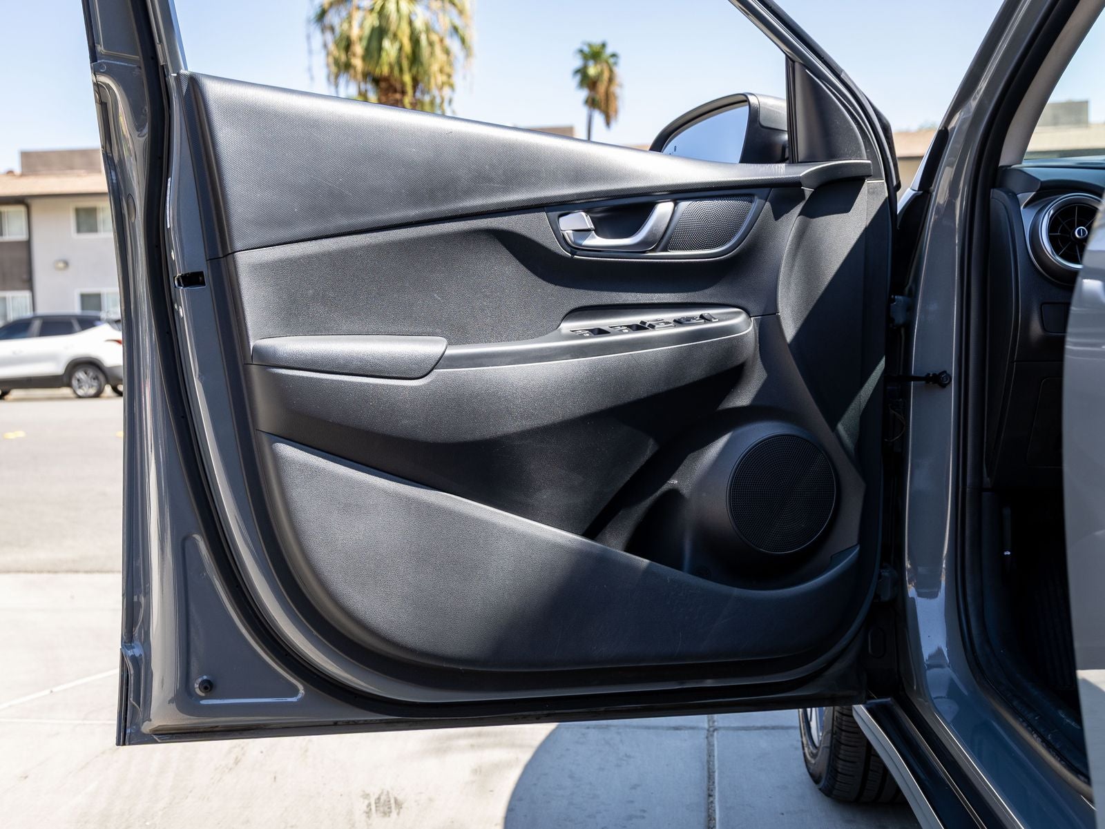 2023 Hyundai KONA ELECTRIC SEL