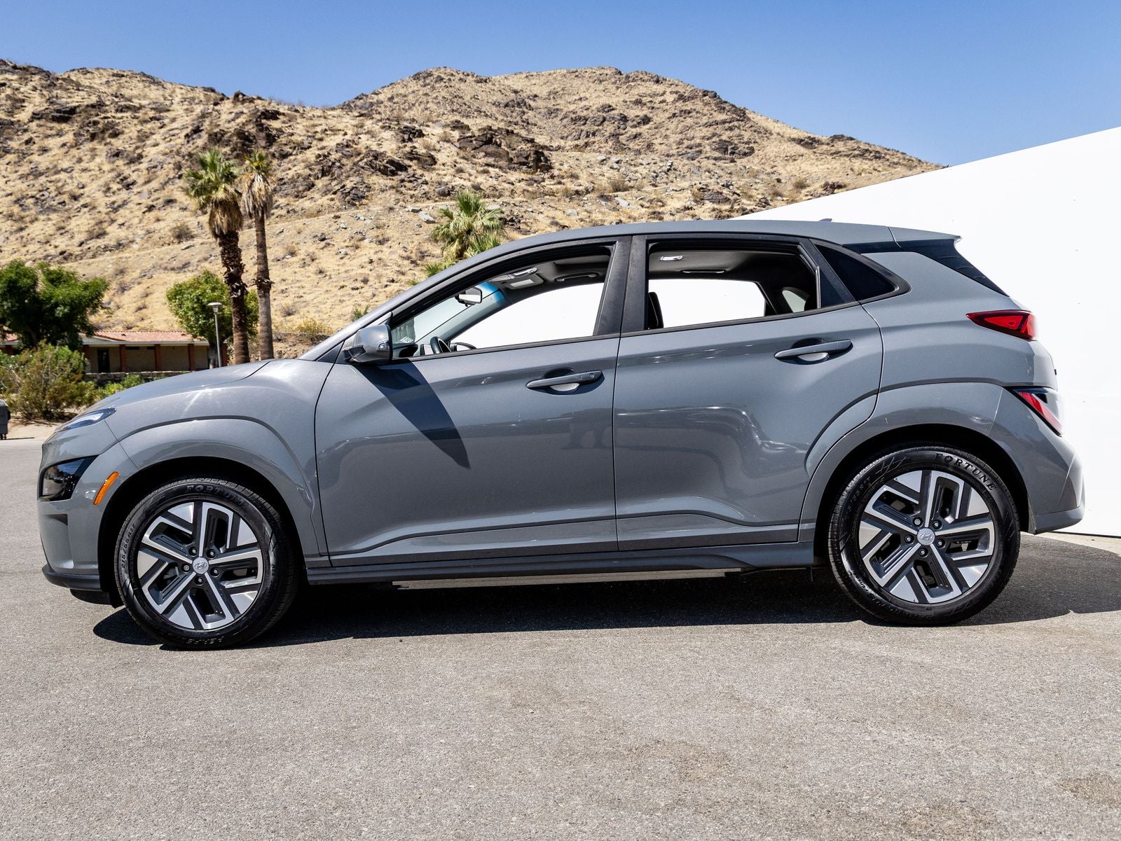 2023 Hyundai KONA ELECTRIC SEL