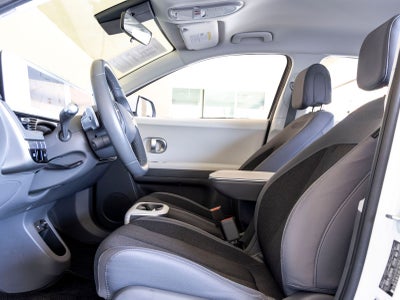 2024 Hyundai IONIQ 5 SE