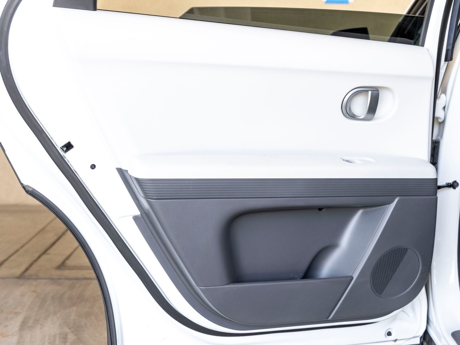 2024 Hyundai IONIQ 5 SE