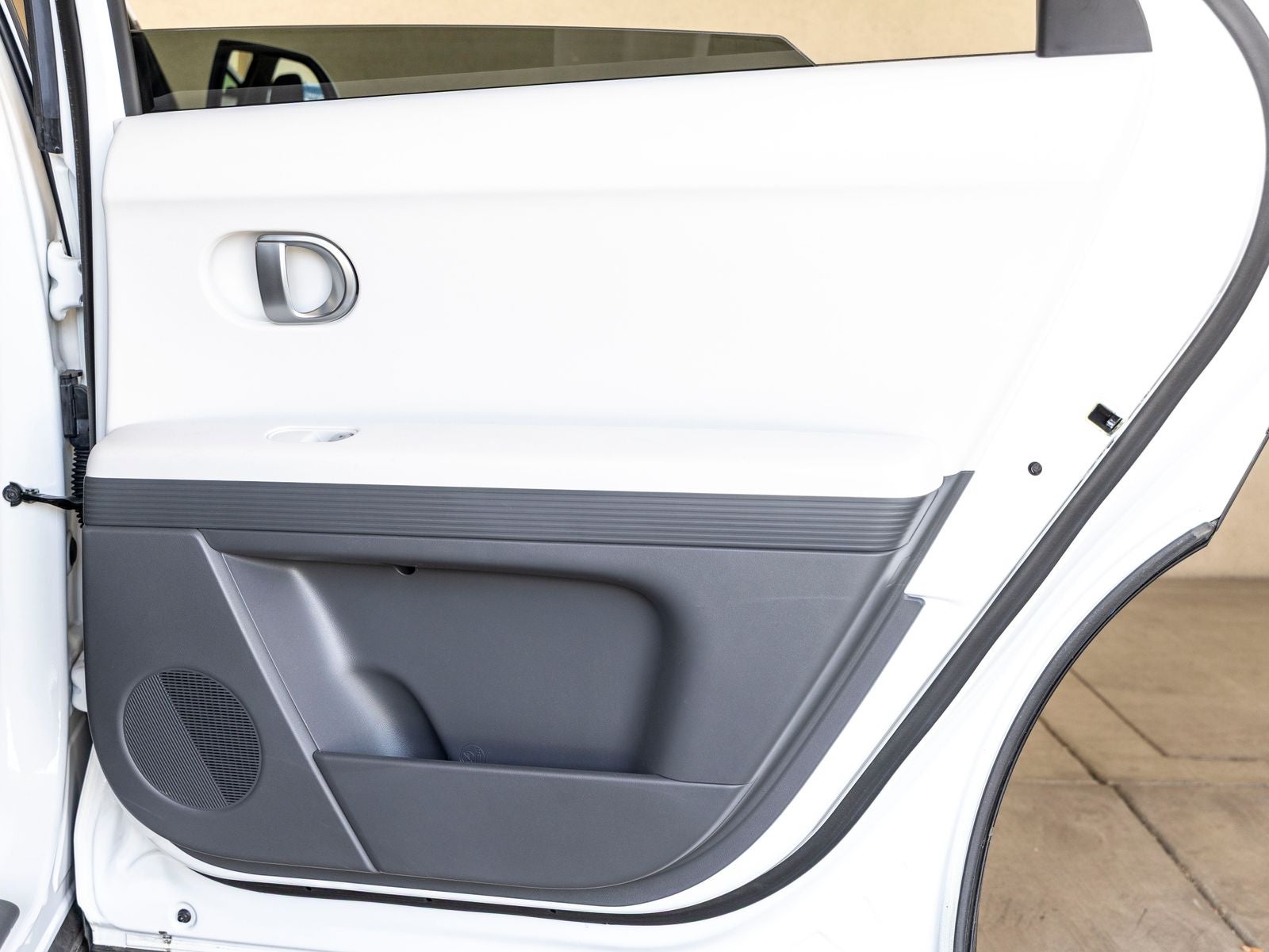 2024 Hyundai IONIQ 5 SE