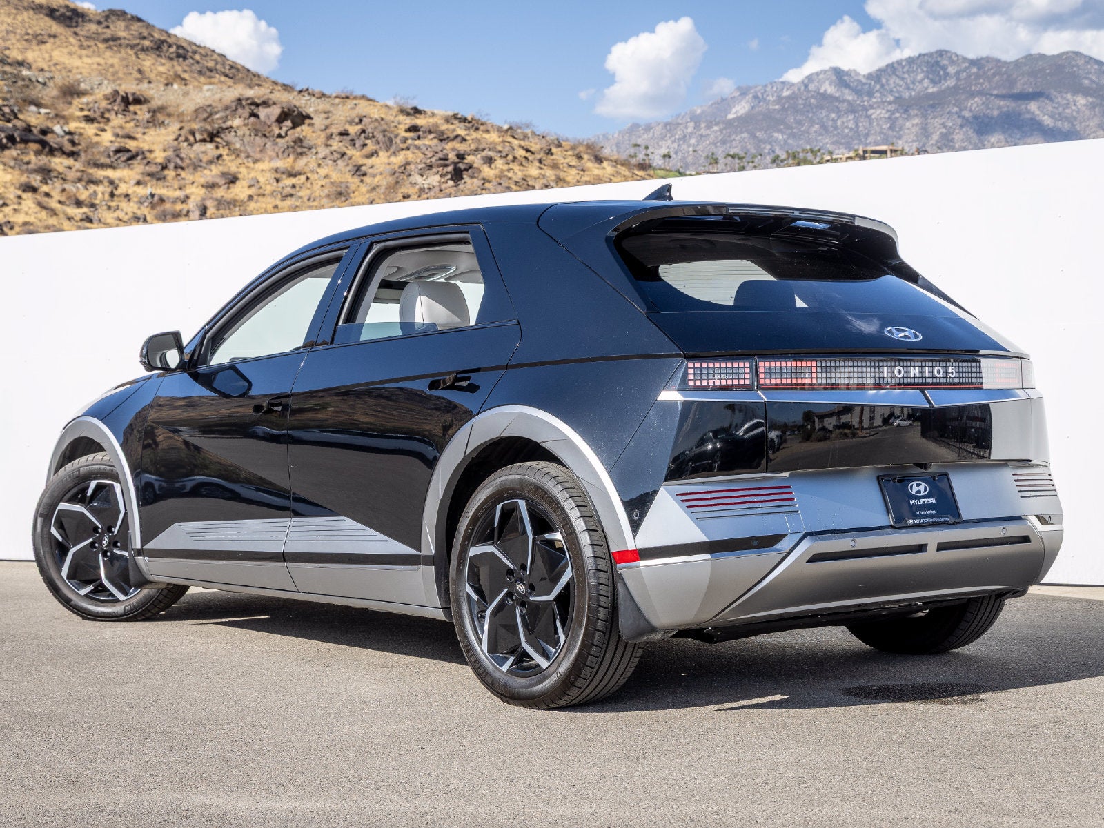 2023 Hyundai IONIQ 5 Limited