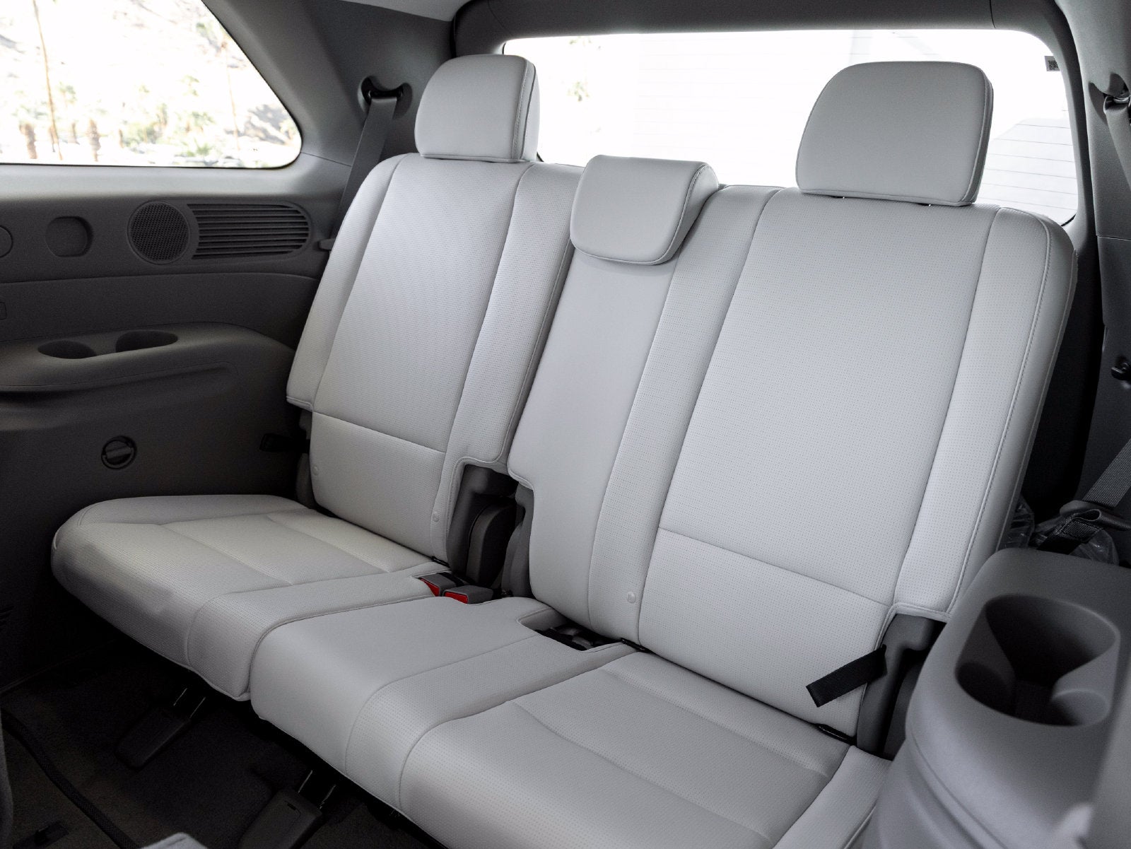 2027 Hyundai PALISADE HYBRID SEL 7 Passenger