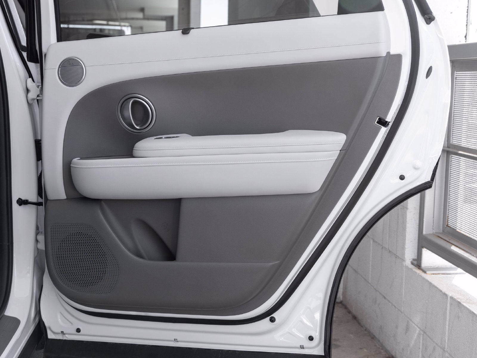 2027 Hyundai PALISADE HYBRID SEL 7 Passenger