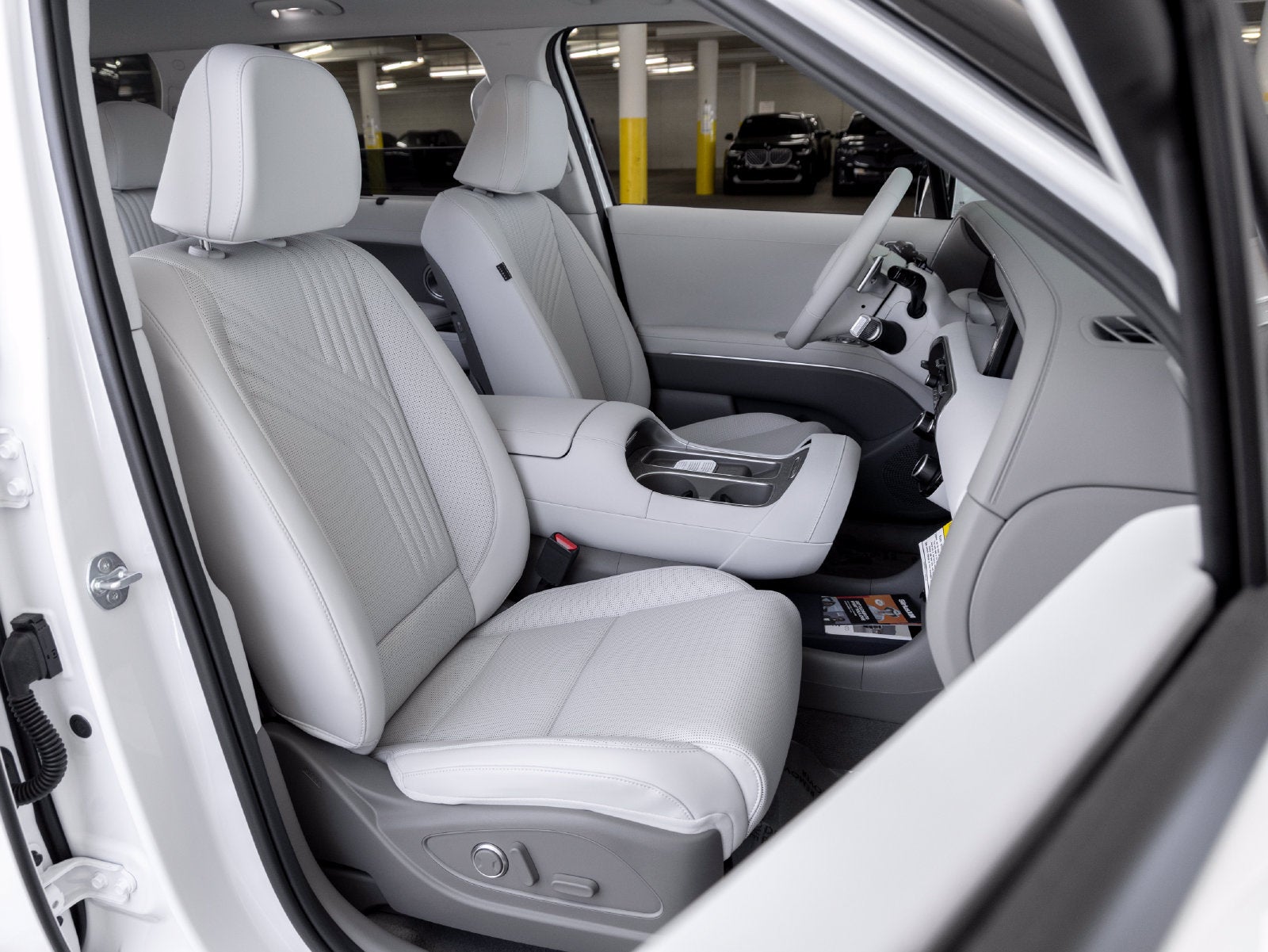 2027 Hyundai PALISADE HYBRID SEL 7 Passenger