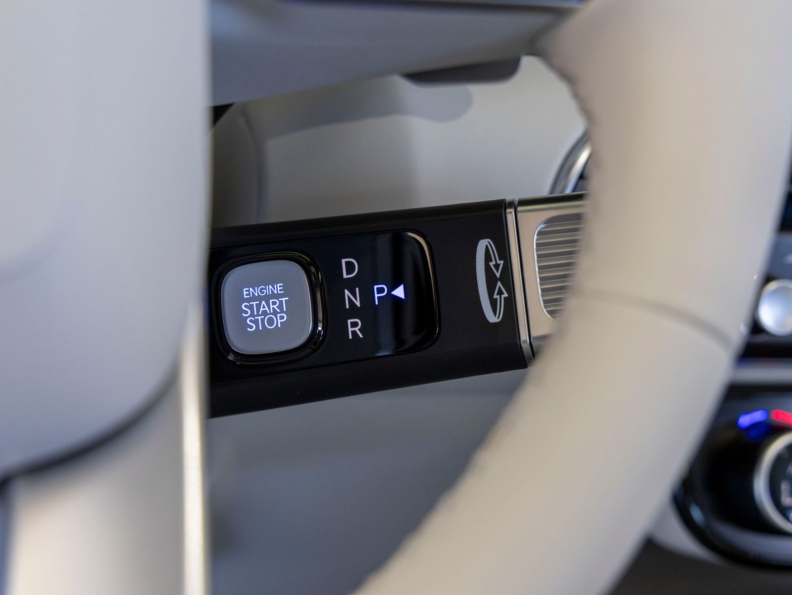 2026 Hyundai PALISADE HYBRID SEL Premium 8 Passenger