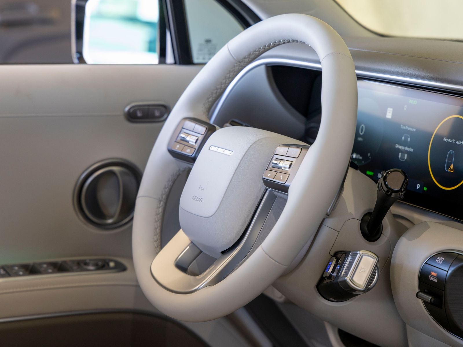 2026 Hyundai PALISADE HYBRID SEL Premium 8 Passenger