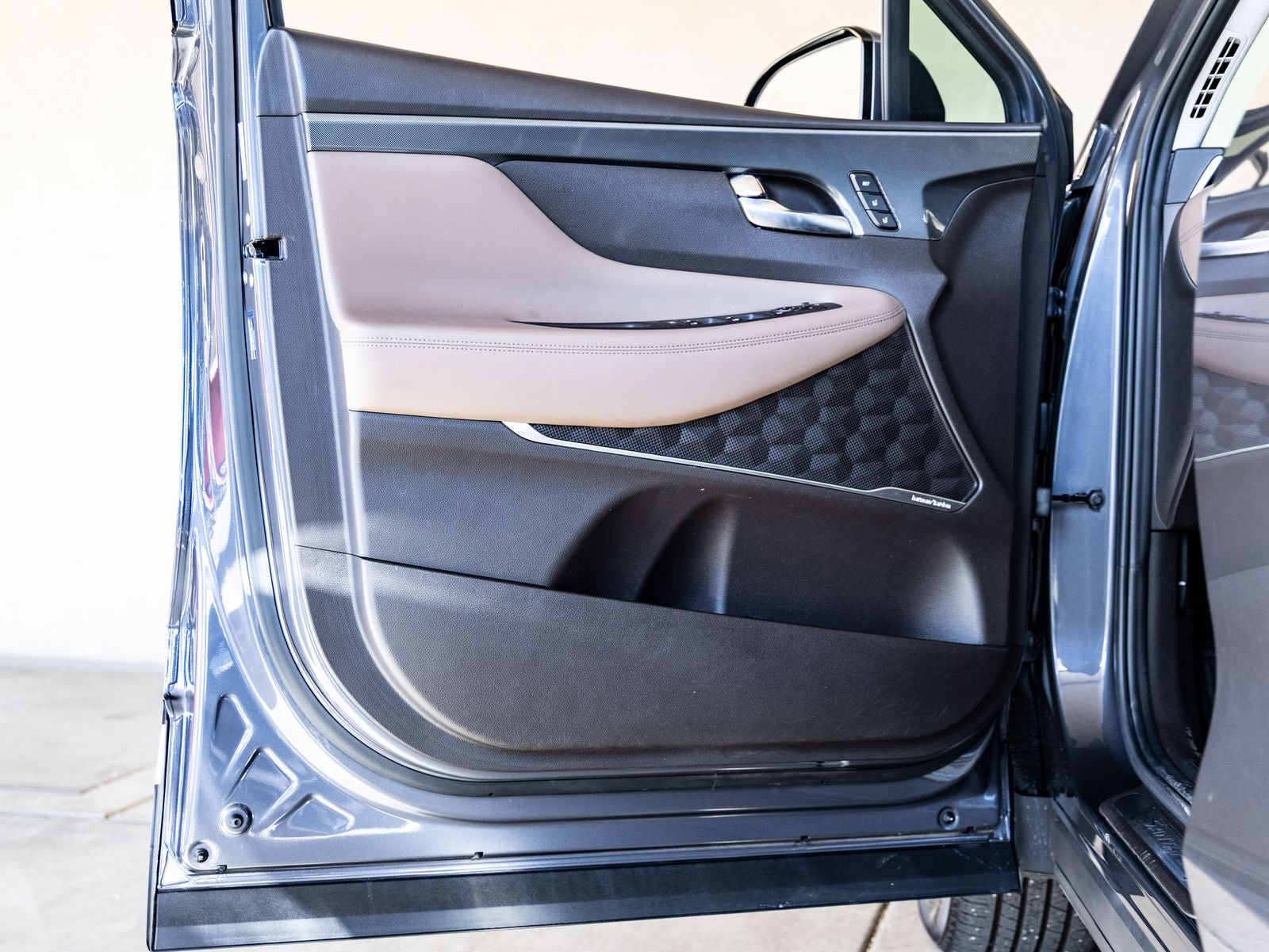 2023 Hyundai SANTA FE PLUG-IN HYBRID Limited