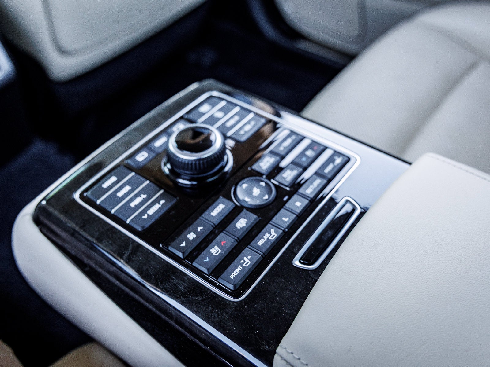 2016 Hyundai EQUUS Ultimate