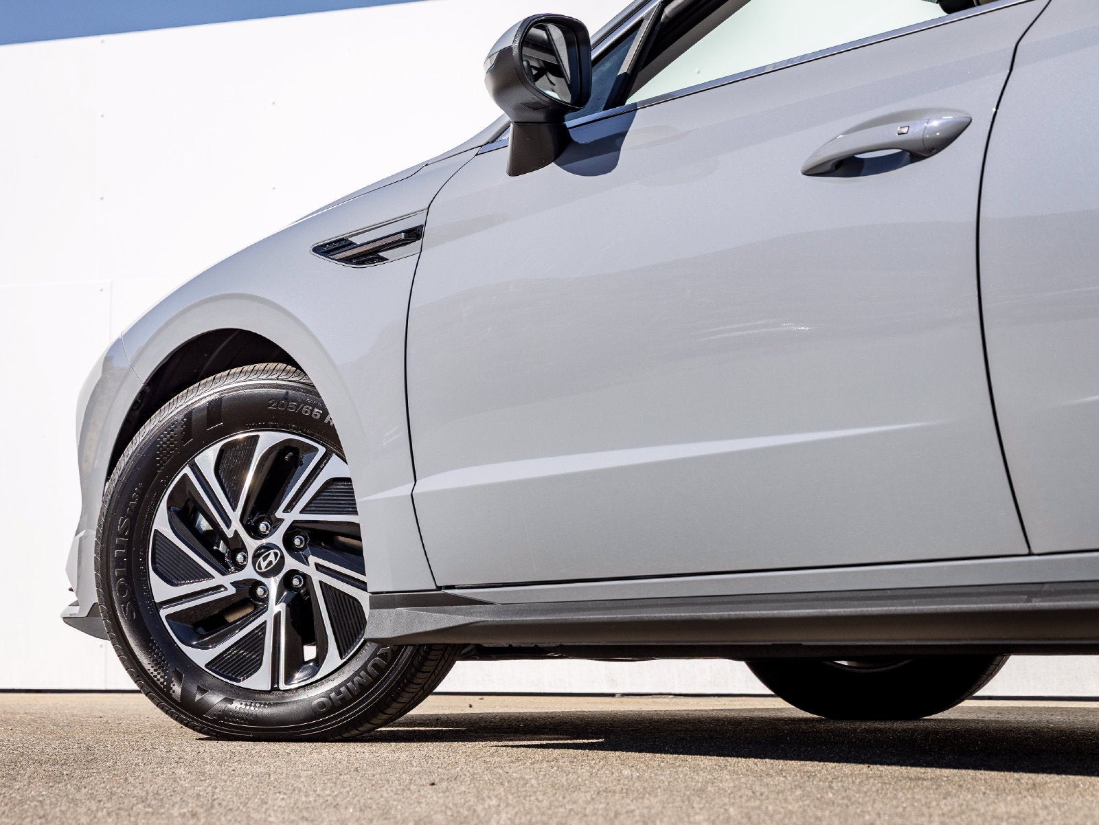 2027 Hyundai SONATA HYBRID Blue
