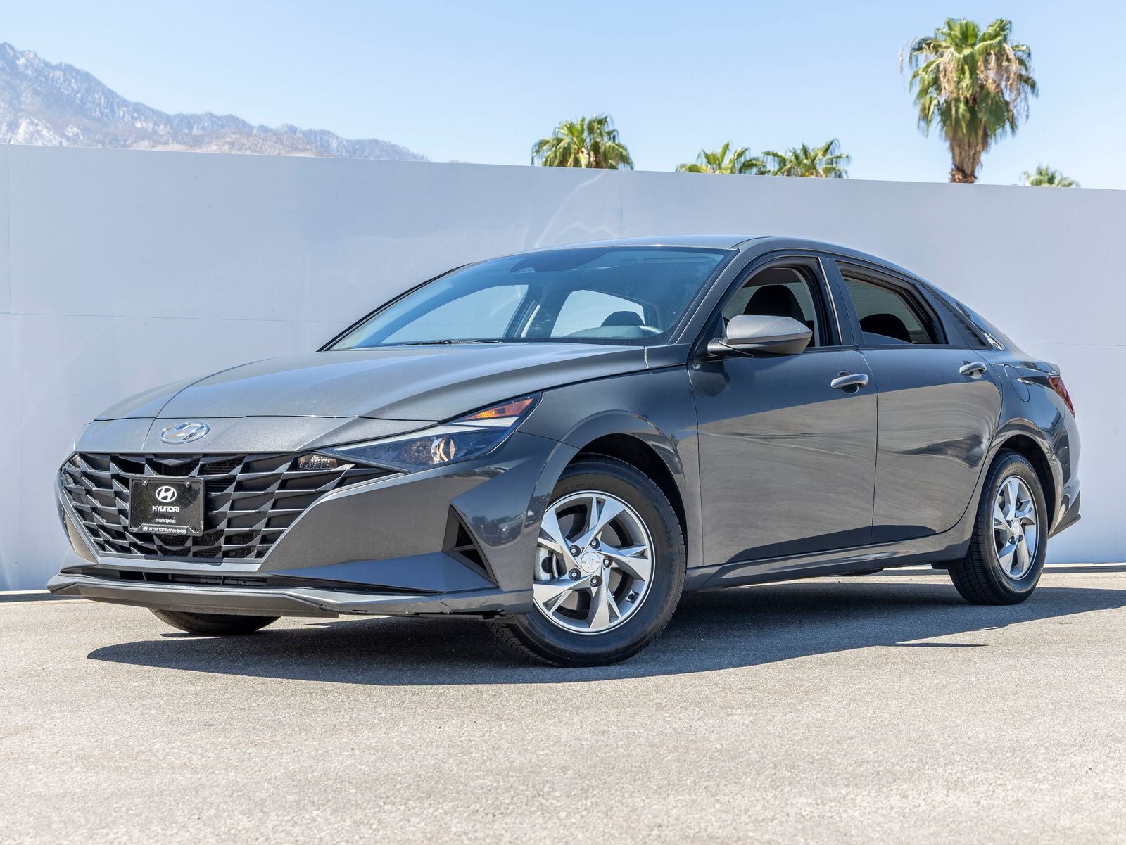 2023 Hyundai ELANTRA SE