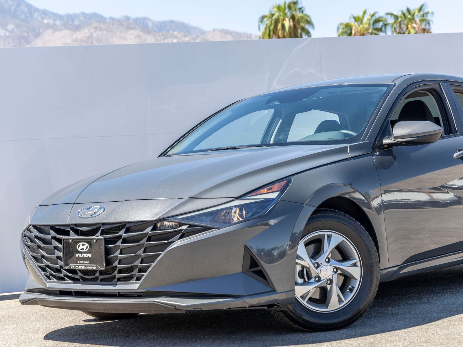 2023 Hyundai ELANTRA SE